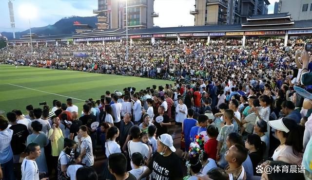 然而，这却是对精神的摧残、消耗和压抑没过几个星期我就想彻底摆脱这个人物。